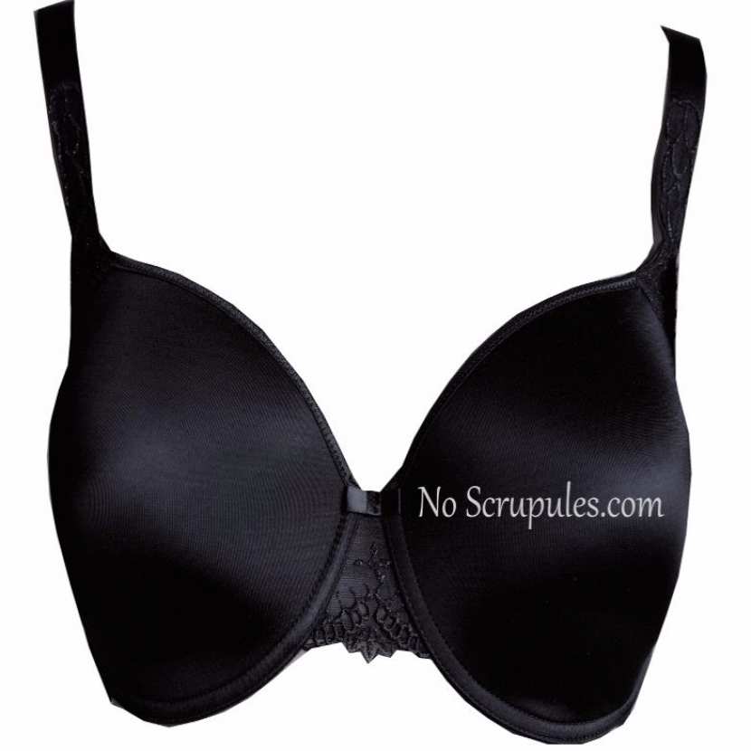 coque silicone soutien gorge